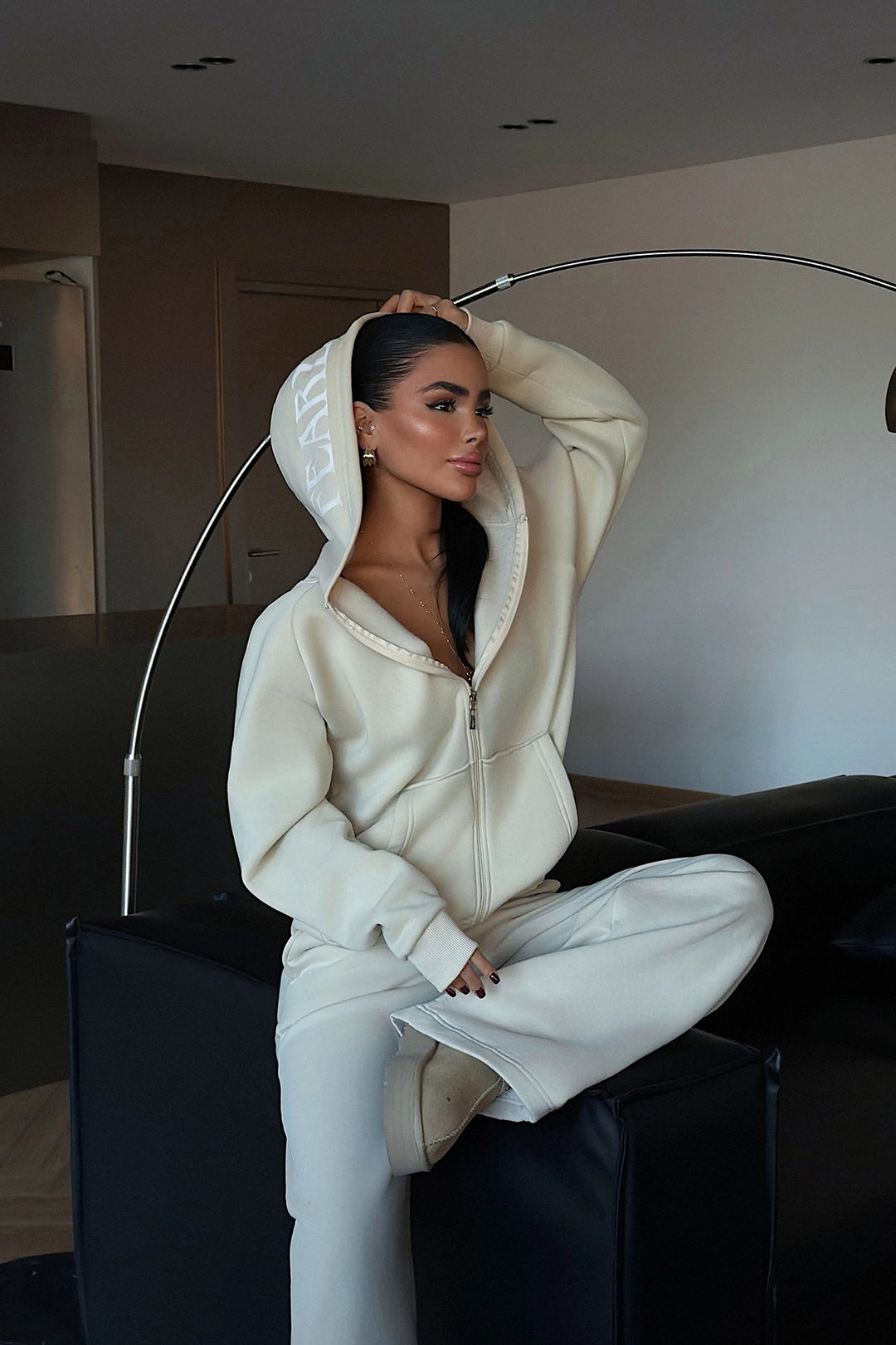 EYY Women Cream Zippered Tracksuit - Mechelen-aan-de-Maas