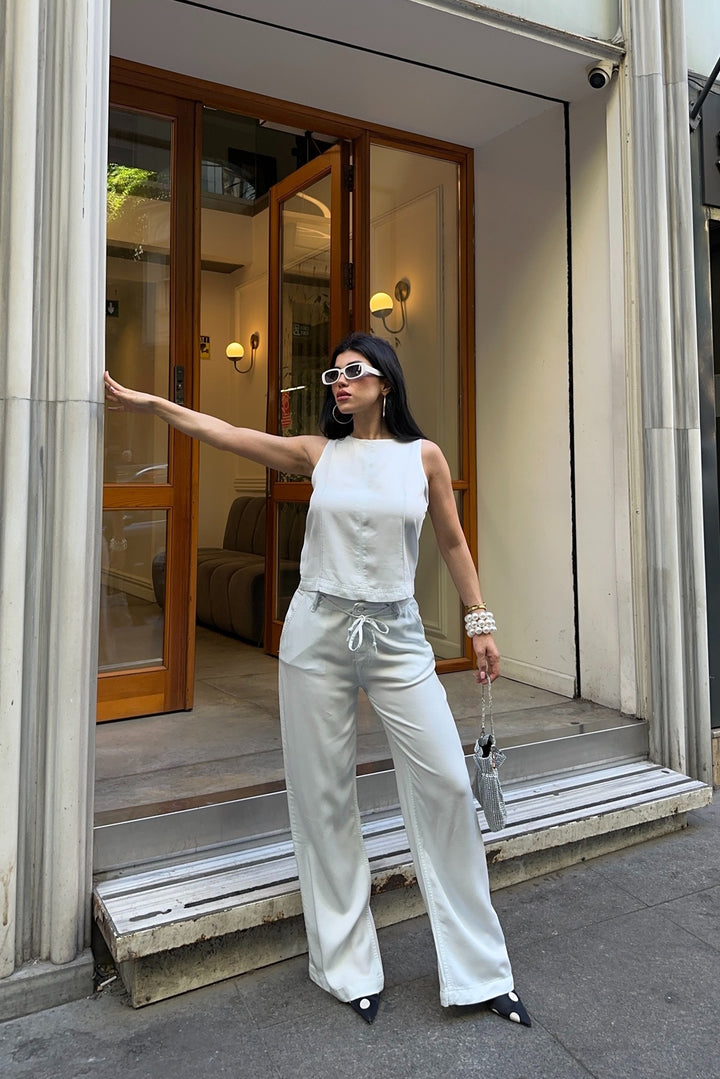 XLJ Sleeveless Blouse and Lace-Up Relaxed Pants Set 3214 - Clondalkin