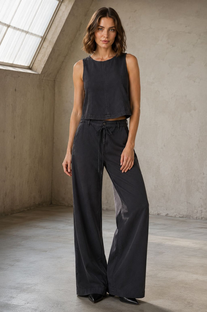 XLJ Sleeveless Blouse and Lace-Up Relaxed Pants Set 3214 - Porto