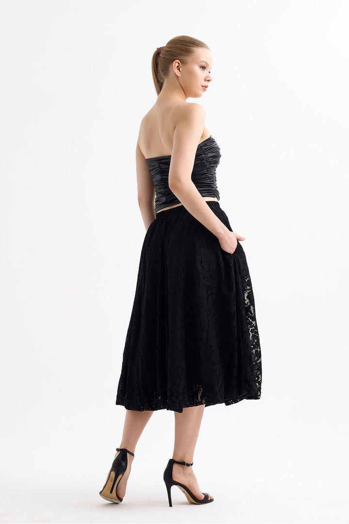 SNS Black Lined Flexible Waist Lace Balloon Skirt - Richmond