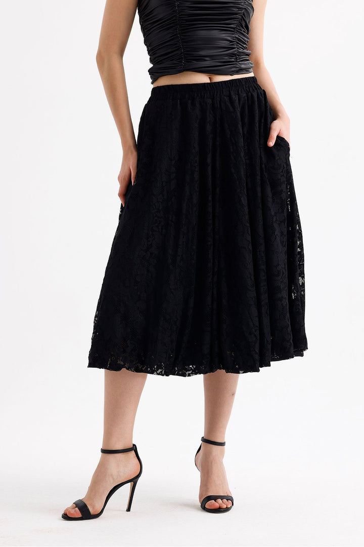 SNS Black Lined Flexible Waist Lace Balloon Skirt - Richmond