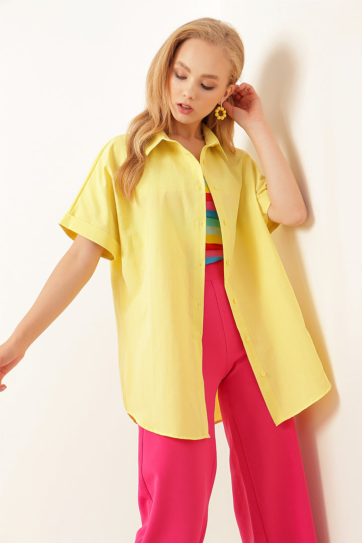 BGD Women Oversized Short Sleeve Shirt - Yellow - Avondale
