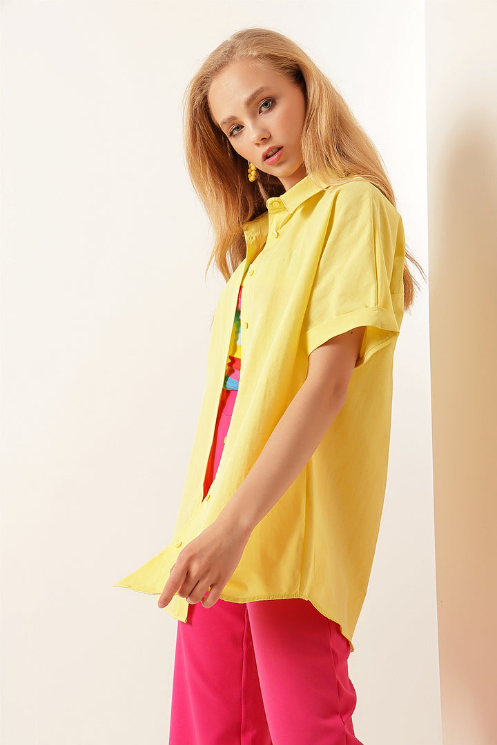 BGD Women Oversized Short Sleeve Shirt - Yellow - Avondale