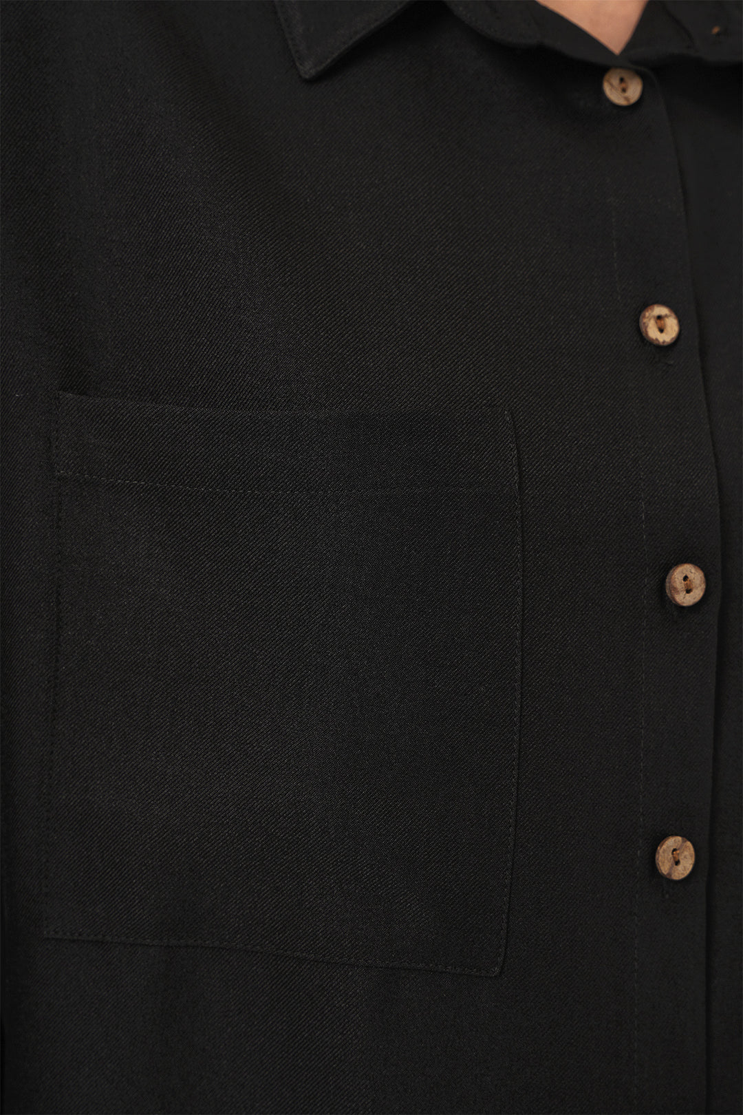 BGD Women Oversized Linen Shirt - Black - East Meadow