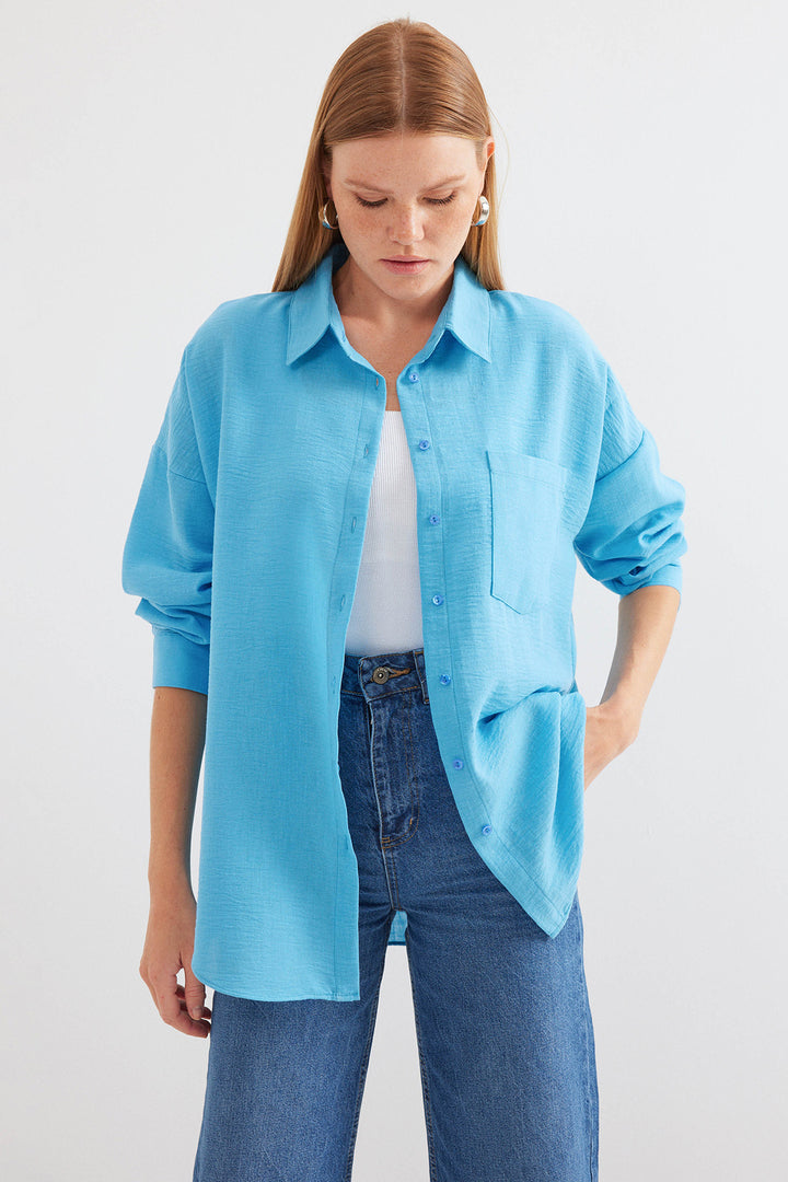 BGD Women Single Pocket Oversized Linen Shirt - Light Blue - Saarbrücken