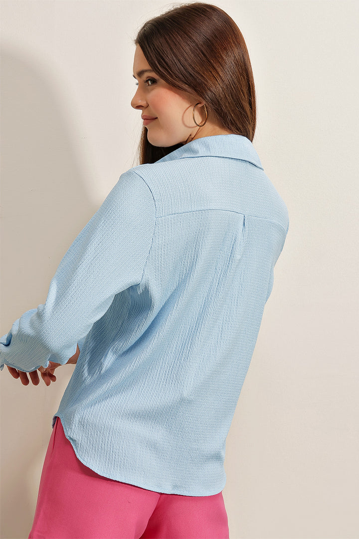 BGD Women Knitted Shirt - Blue - Avondale