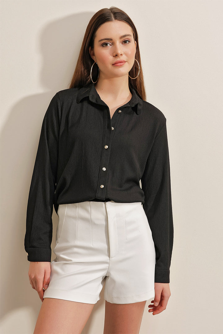 BGD Women Knitted Shirt - Black - Avondale