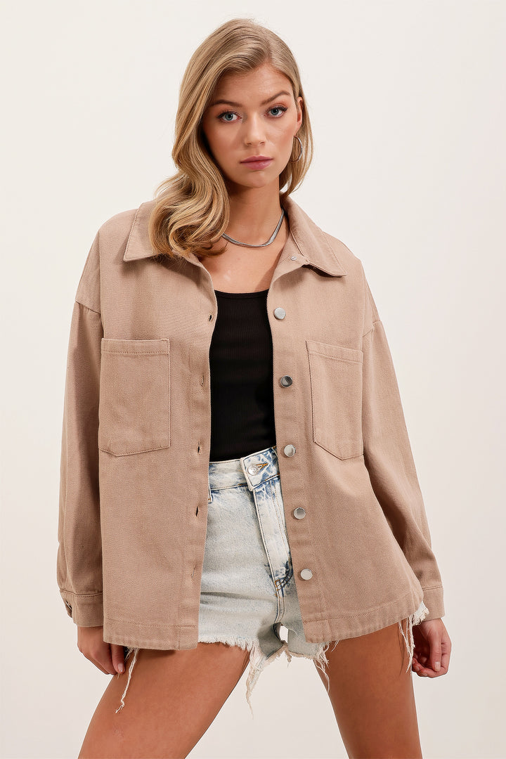 BGD Women Oversize Gabardine Shirt Jacket - Beige - Huixquilucan