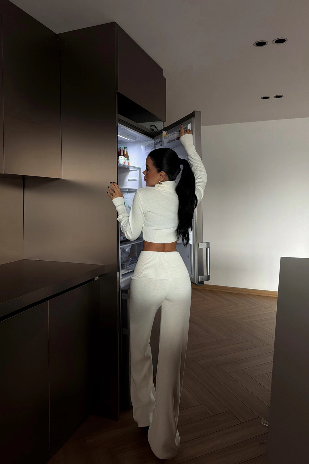 EYY Women White Zippered Knitwear Suit - Chur