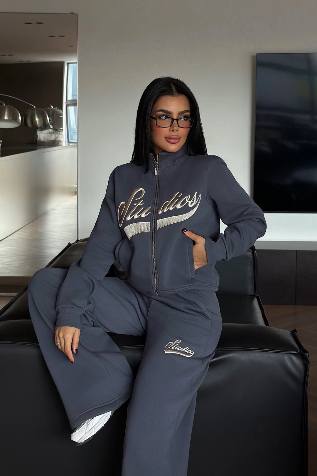 EYY Women Duman Stüdyo Baskılı Eşofman Takımı - St. Augustine