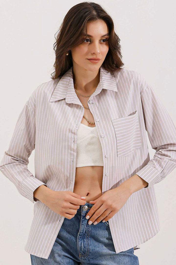 BGD Women Striped Oversized Shirt - Cream - Avondale