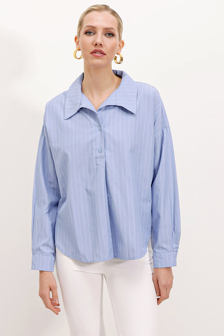 BGD Women Wide Striped Oversized Shirt - Blue - Avondale