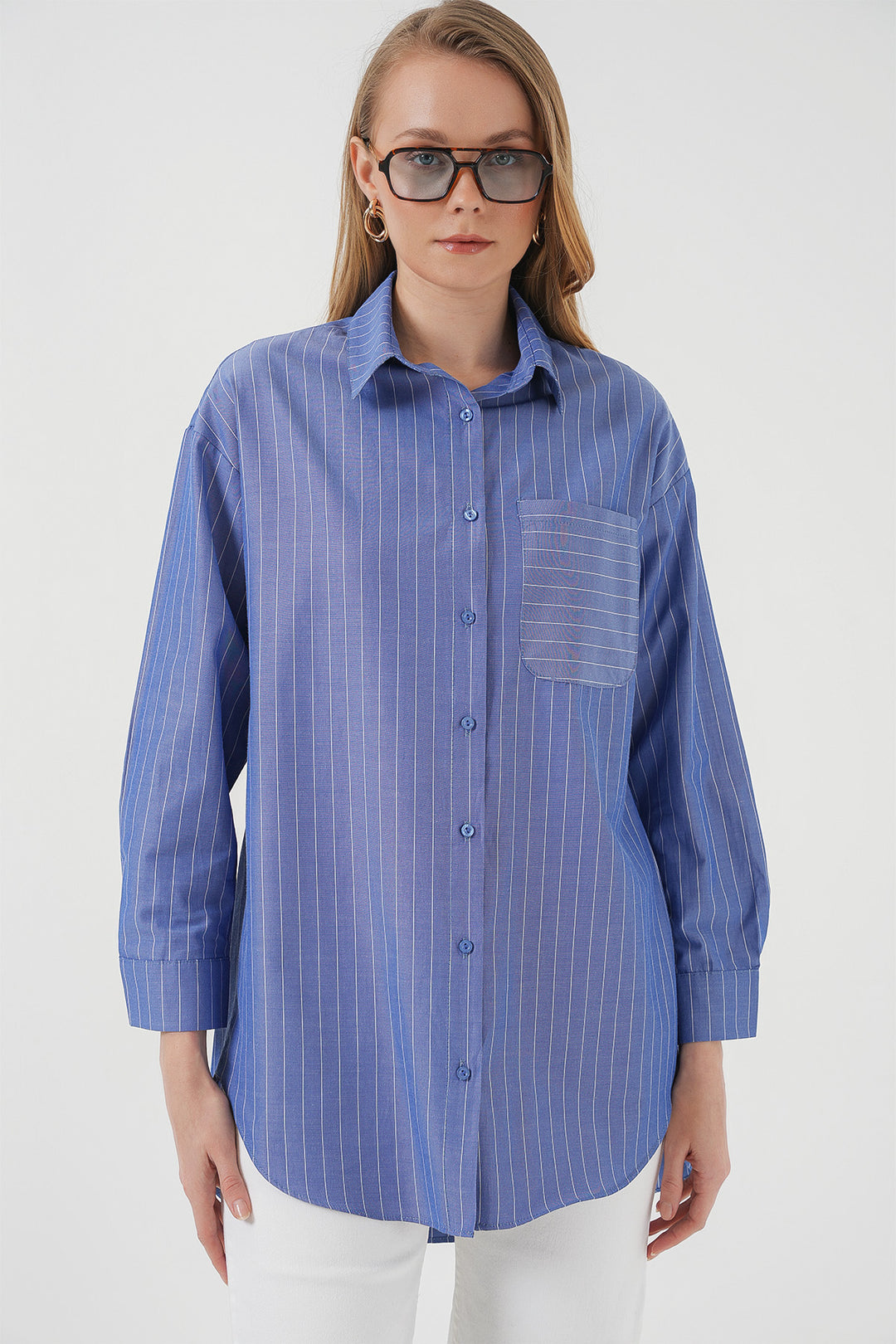 BGD Women Mobile Detailed Striped Oversized Shirt - Indigo - Schweinfurt