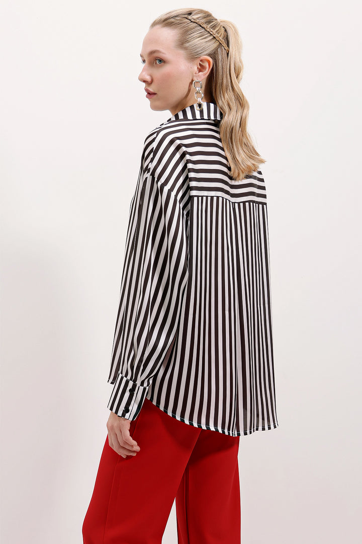 BGD Women Striped Oversized Shirt - Black - Avondale