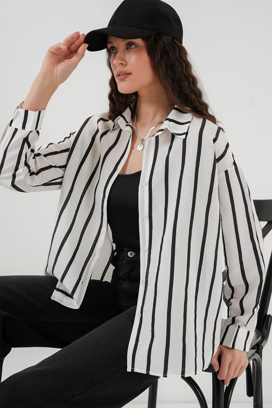 BGD Women Striped Oversize Basic T-Shirt - Black - White - Vancouver
