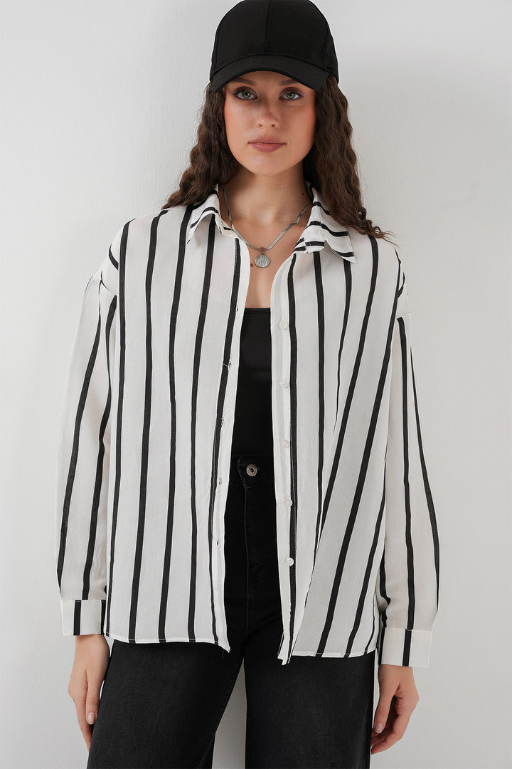 BGD Women Striped Oversize Basic T-Shirt - Black - White - Vancouver