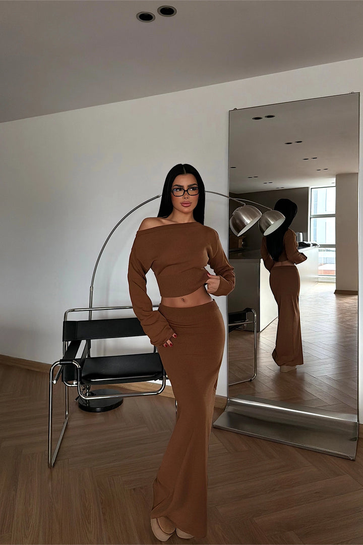 EYY Women Tan Long Sleeve Skirt Set - Stoke-on-Trent