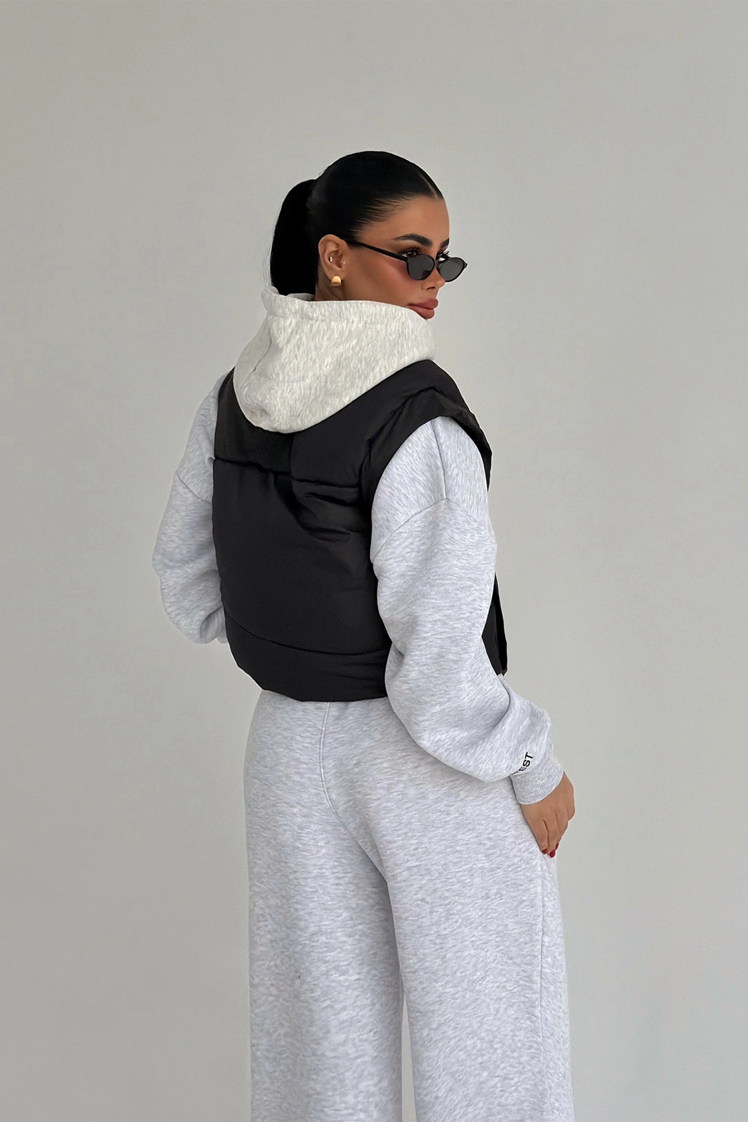 EYY Women Black Hooded Vest - Frederick