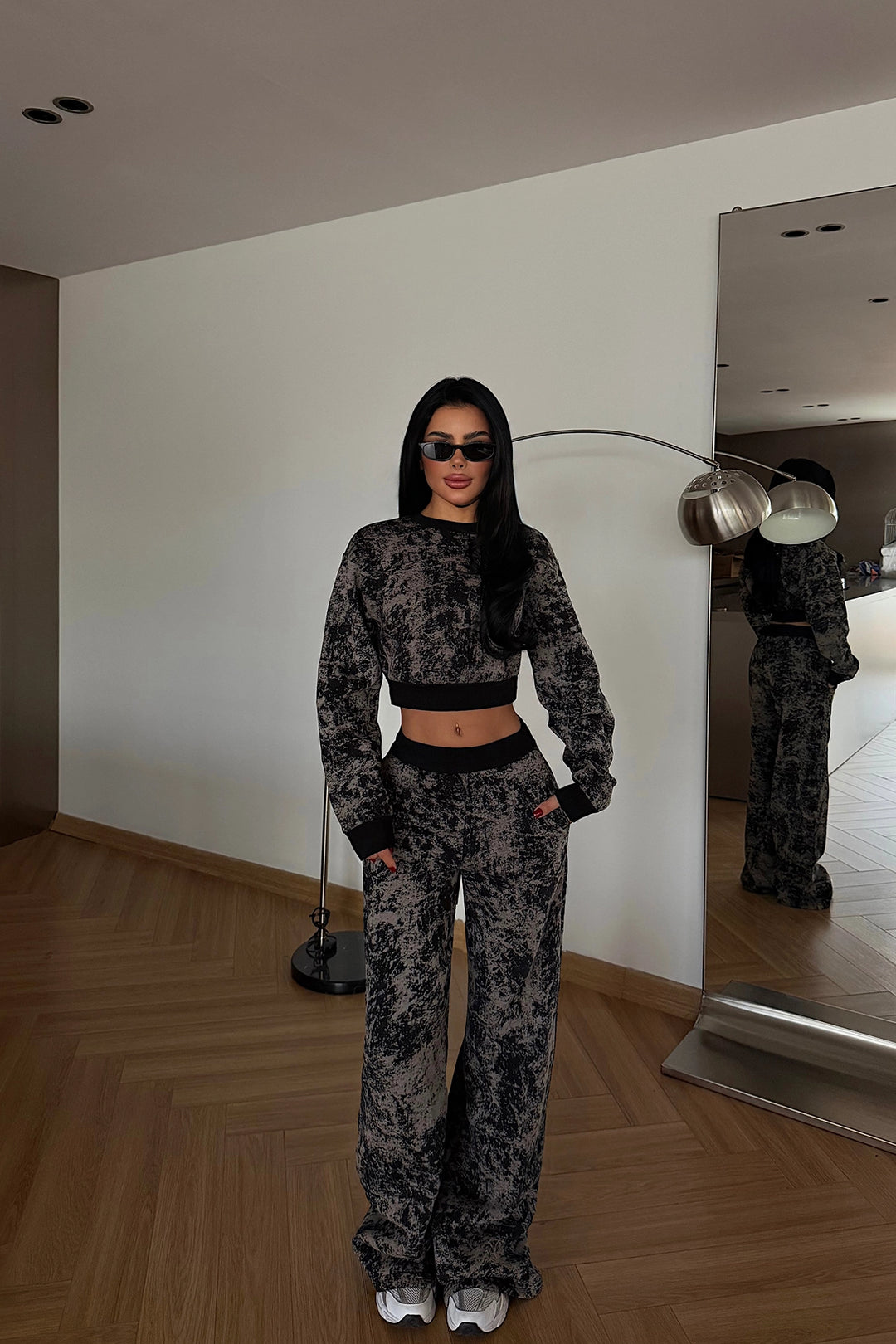 EYY Women Black Patterned Tracksuit - Exmouth