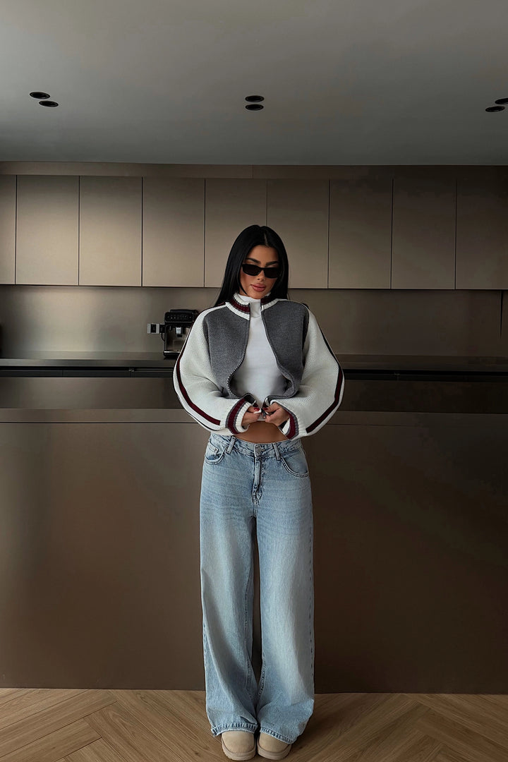 EYY Women Gray Zippered Knit Cardigan - Diamond Bar