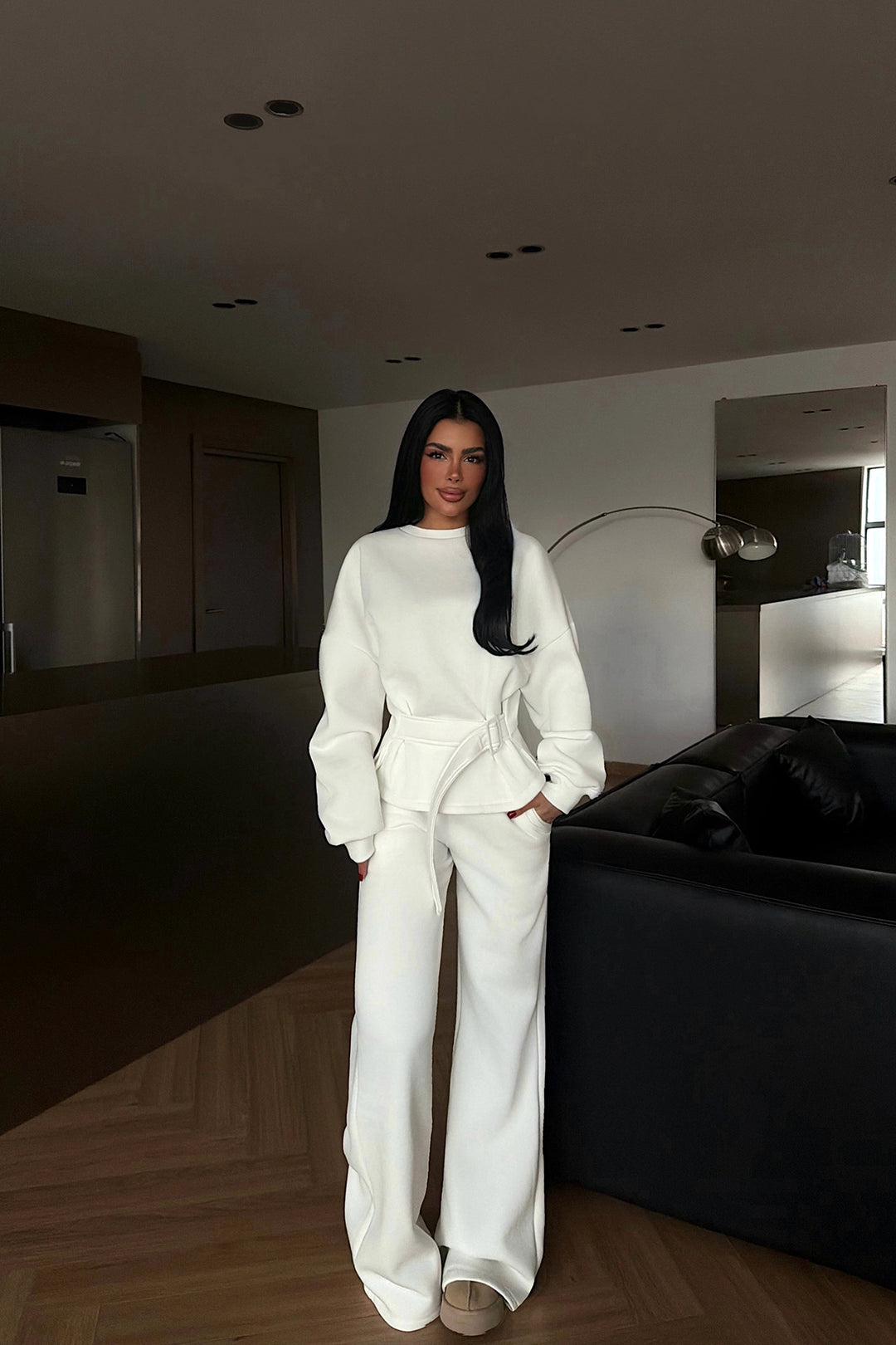 EYY Women White Luzzy Tracksuit - Villahermosa