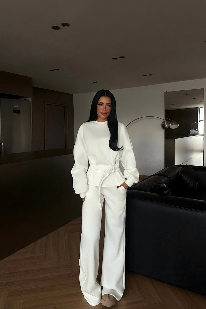 EYY Women White Luzzy Tracksuit - Villahermosa