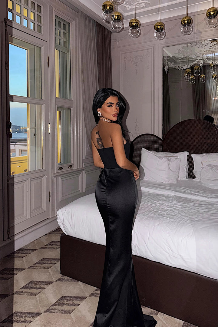 EYY Women Black Velora Satin Dress - Puebla