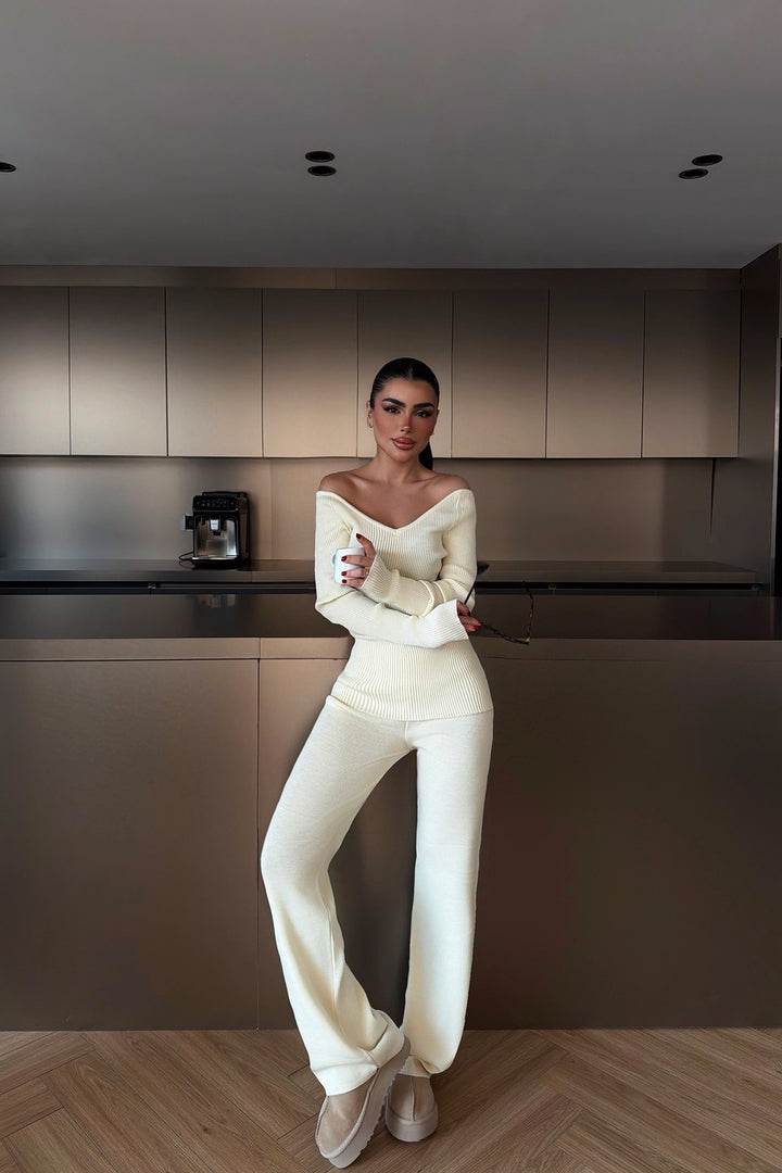 EYY Women Krem Off-Shoulder Örme Takım - Greer