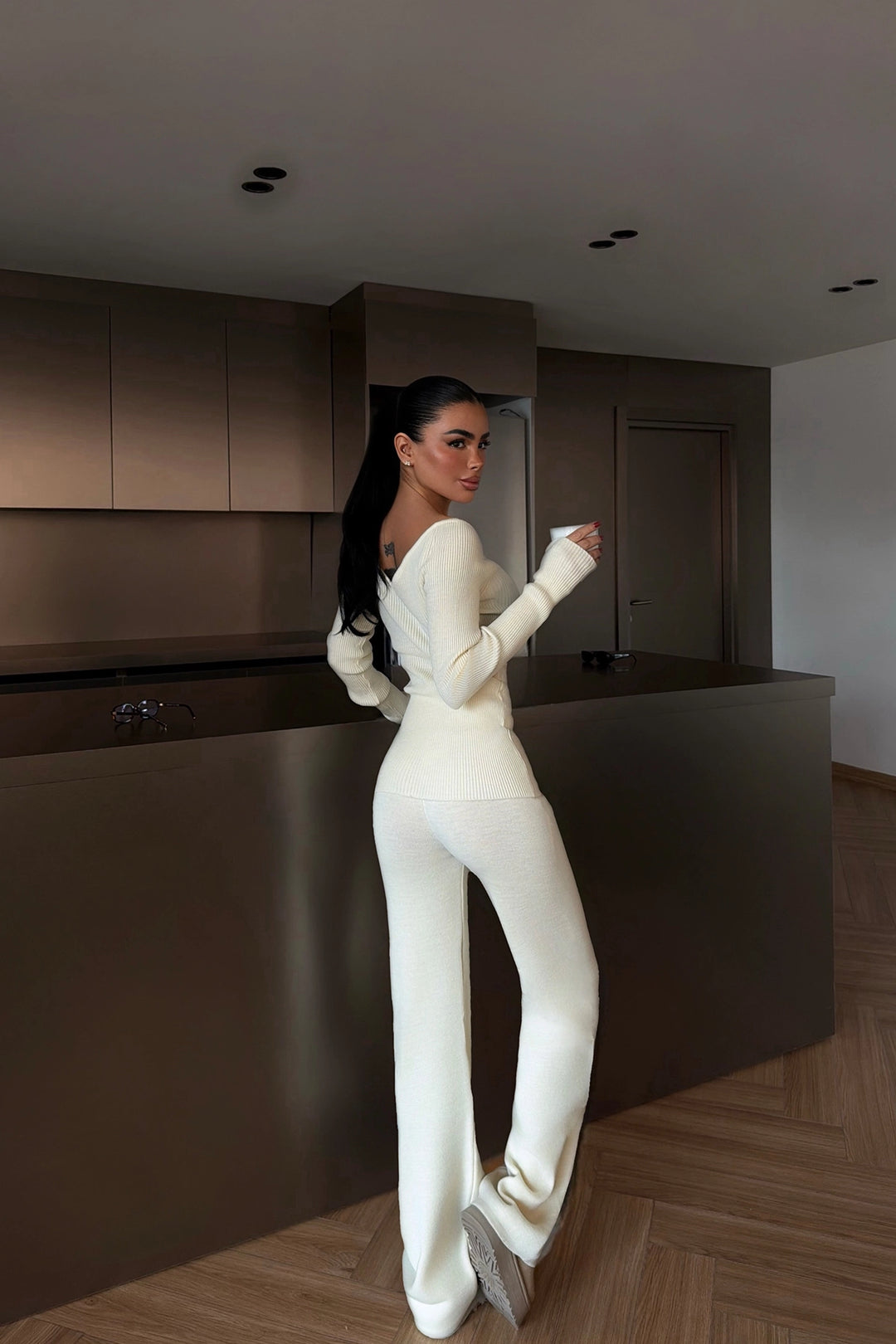 EYY Women Krem Off-Shoulder Örme Takım - Greer