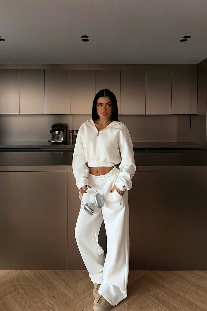 EYY Women White Half-Zip Tracksuit Set - South Brunswick