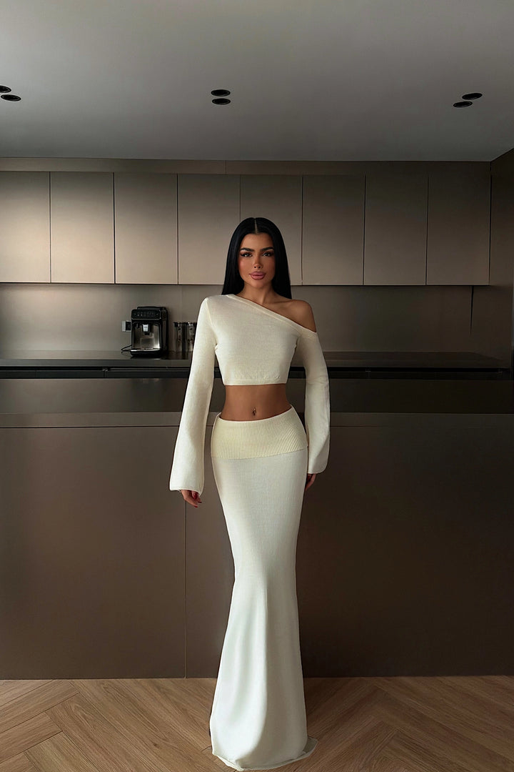 EYY Women Cream Skirt Set - Novomoskovsk