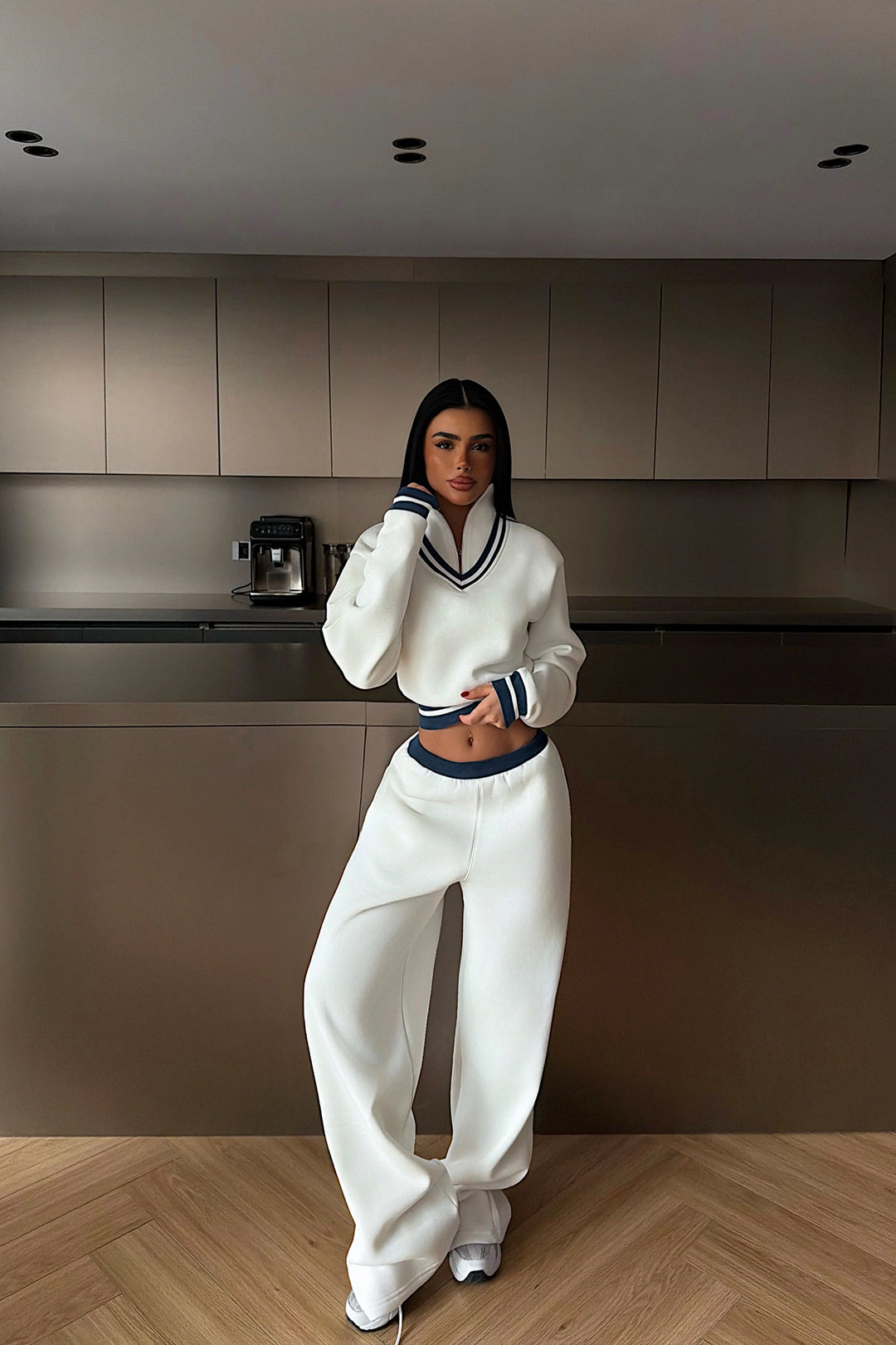 EYY Women White Turtleneck Tracksuit Set - Spalding