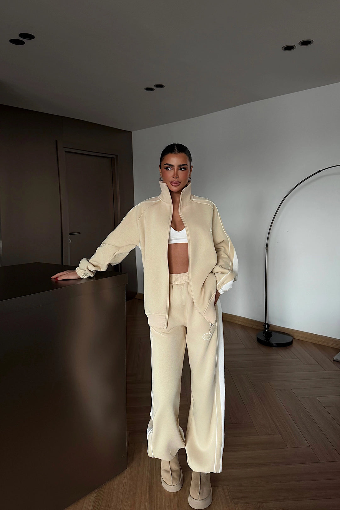 EYY Women Cream Gionna Tracksuit Set - Monroe