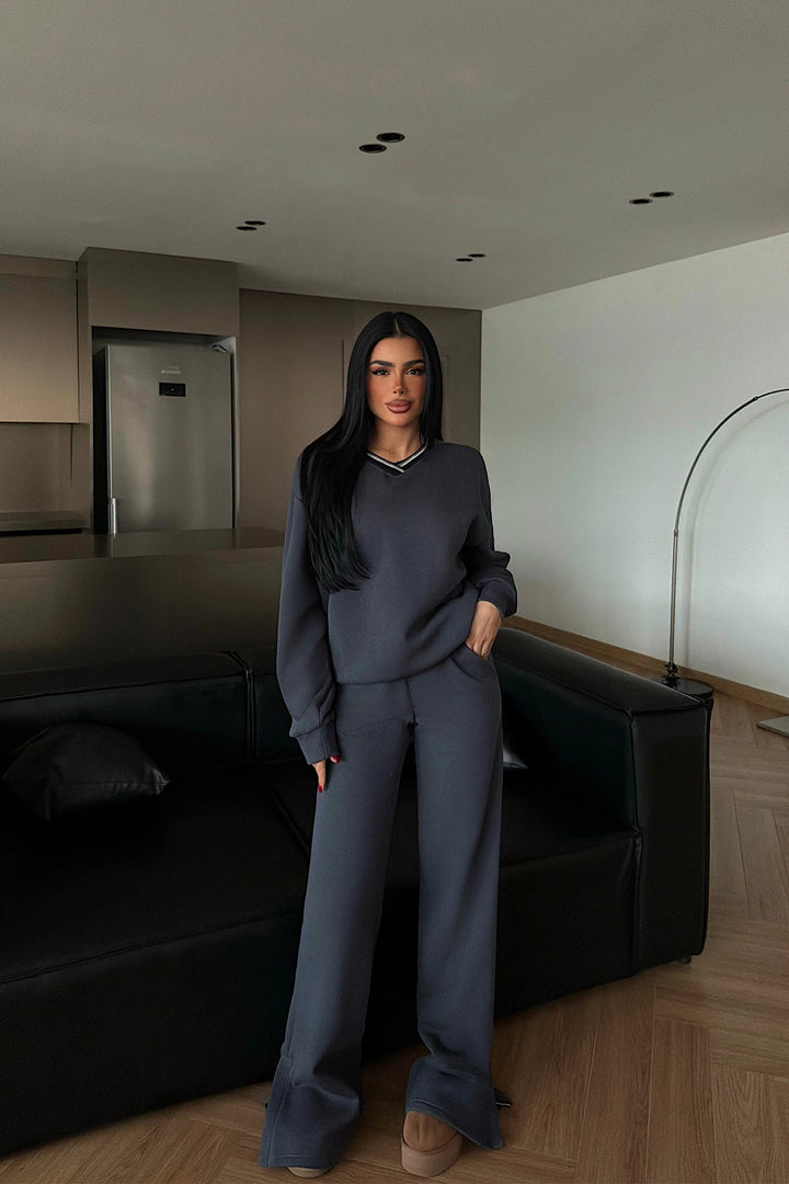 EYY Women Smoke Gray V-Neck Tracksuit Set - Ferrol