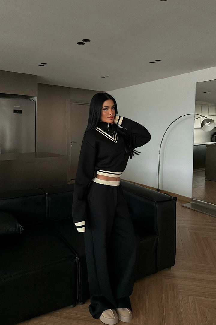 EYY Women Black Turtleneck Tracksuit Set - Santa Cruz