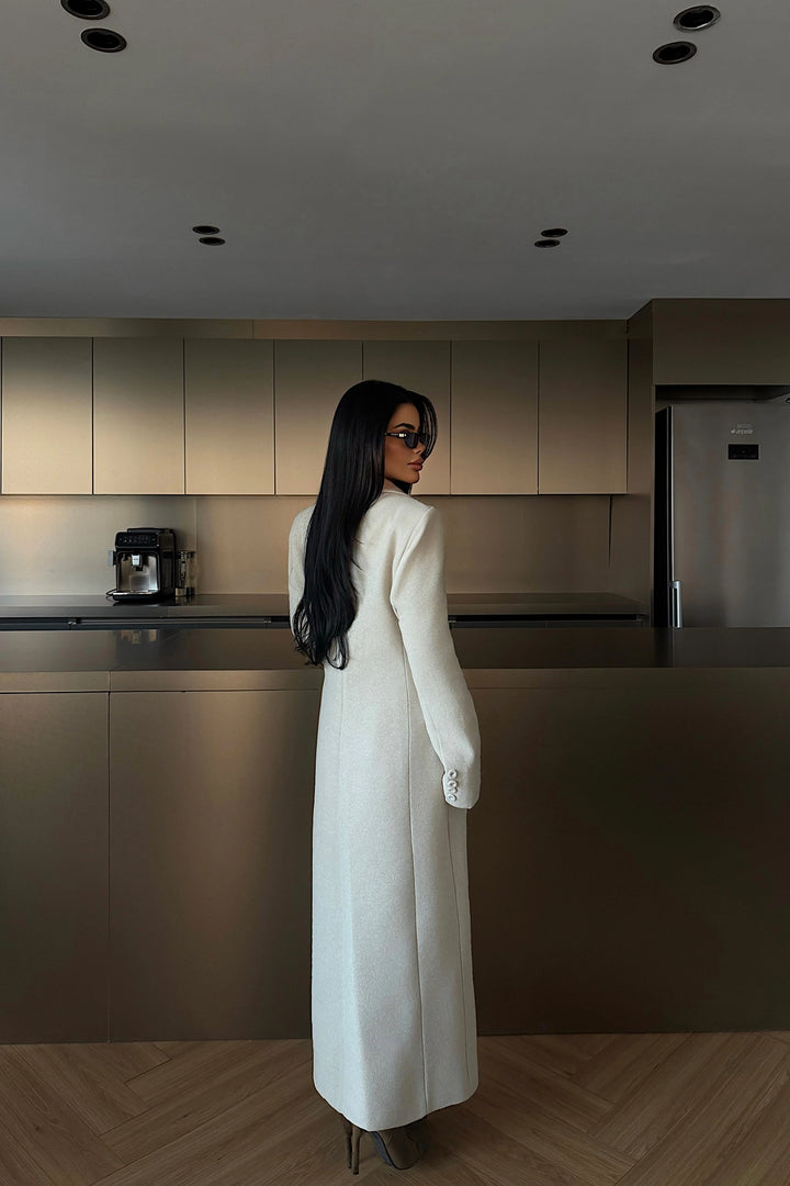 EYY Women Beige Pocket Detail Coat - Milan