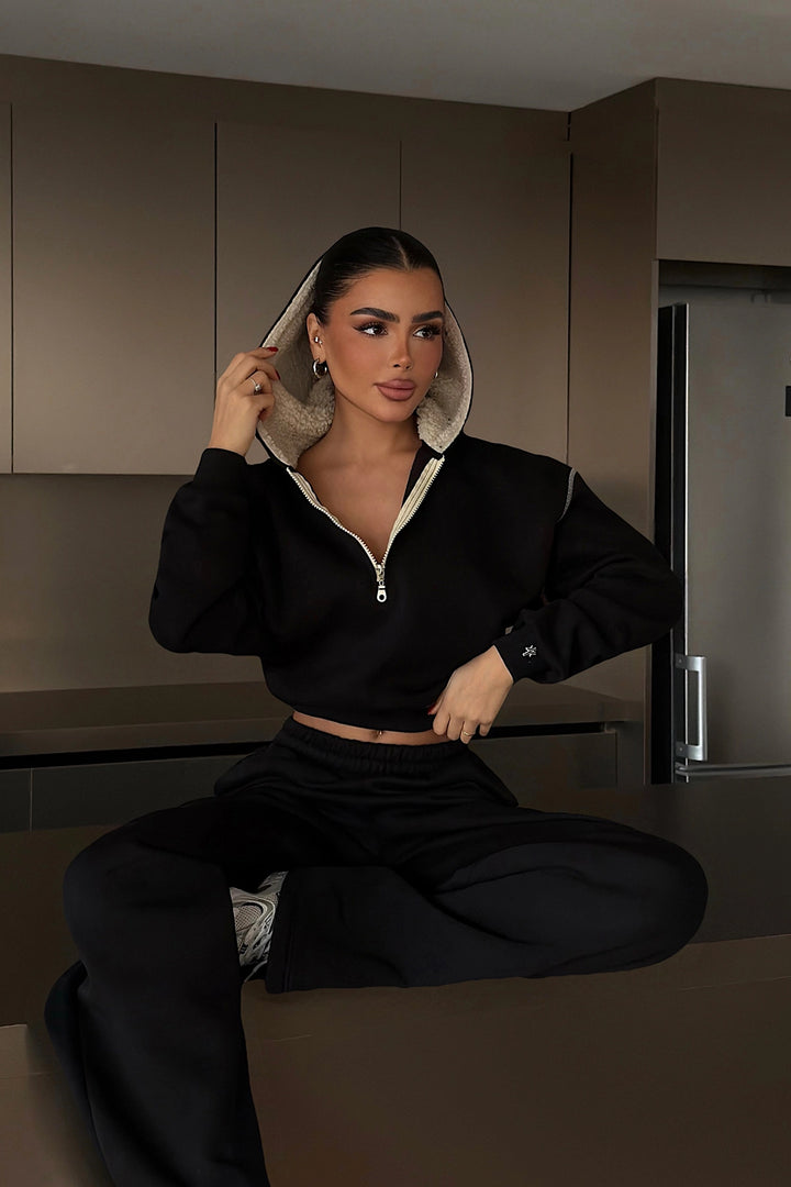 EYY Women Black Half-Zip Tracksuit Set - Las Cruces