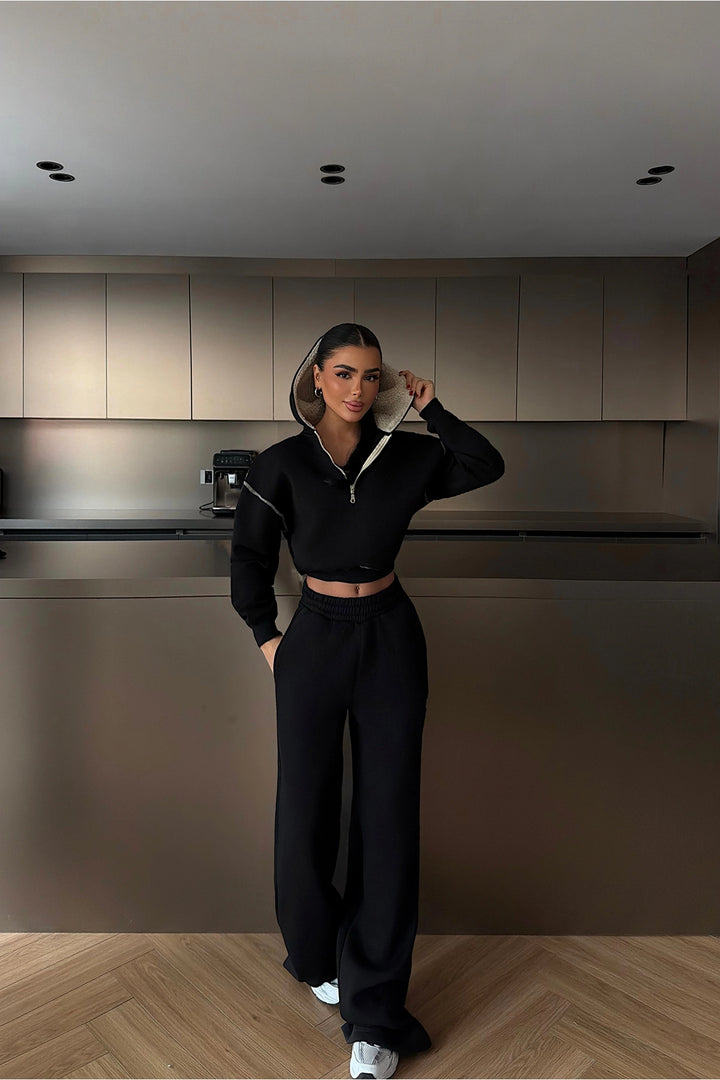 EYY Women Black Half-Zip Tracksuit Set - Las Cruces