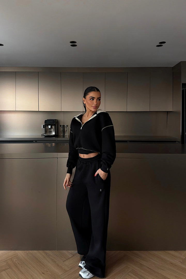 EYY Women Black Half-Zip Tracksuit Set - Las Cruces