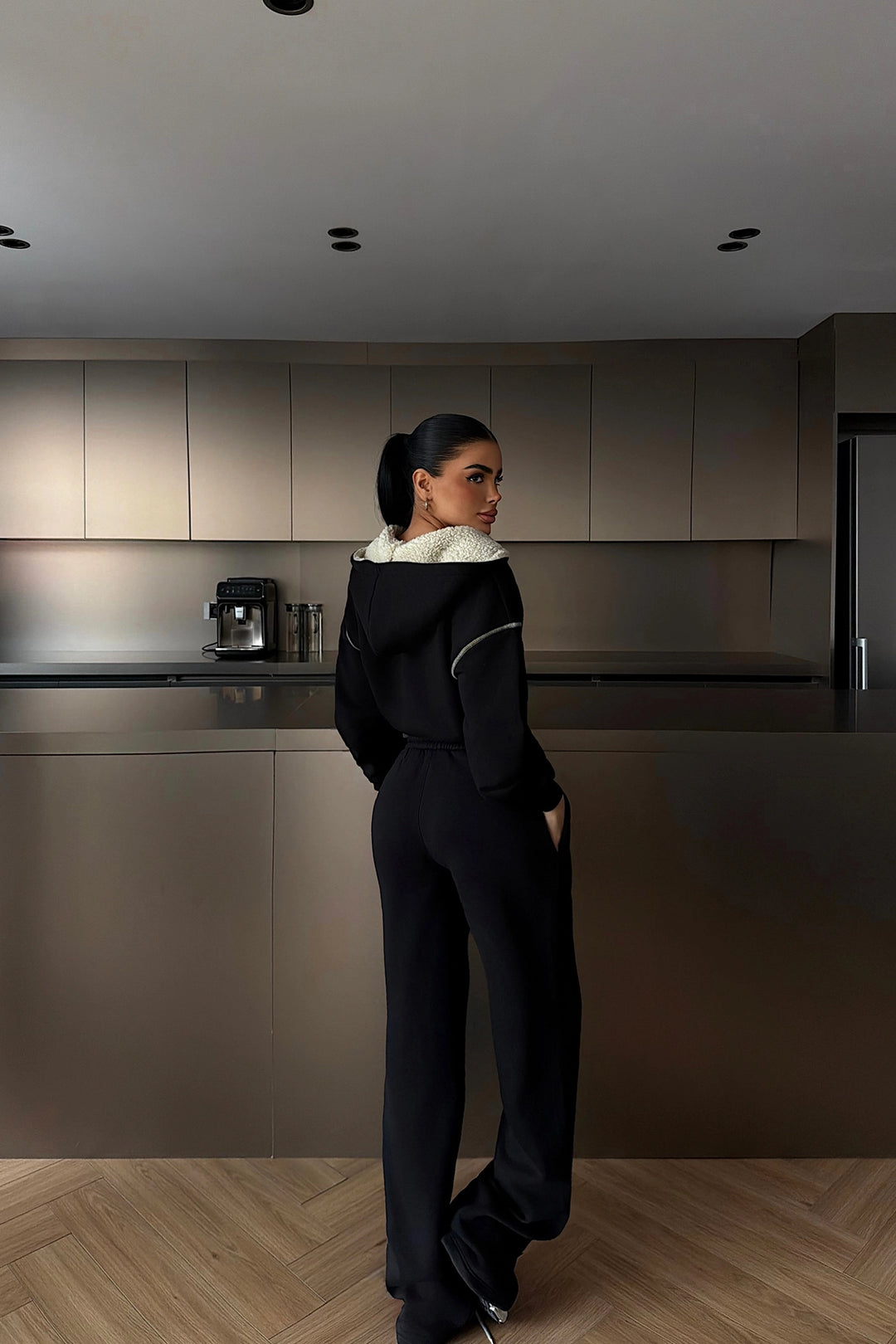 EYY Women Black Half-Zip Tracksuit Set - Las Cruces