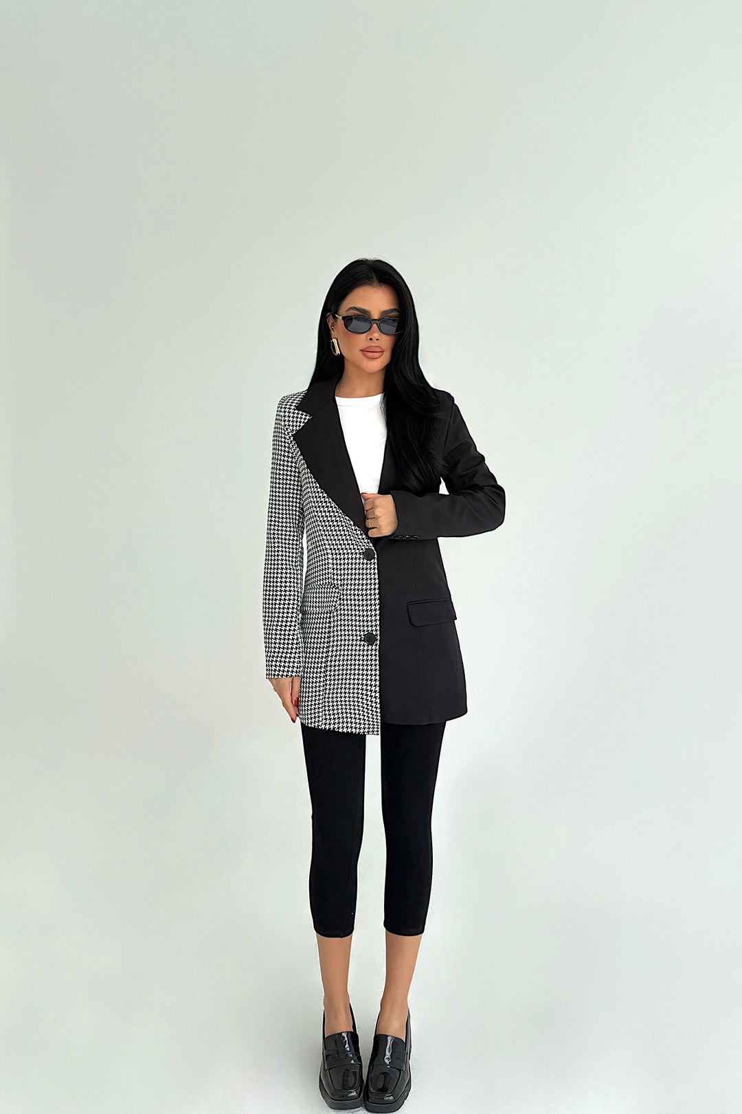 EYY Women Black Two-Tone Plaid Jacket - Évreux
