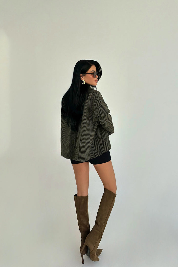 EYY Women Khaki Pocket Detail Double-Breasted Collar Jacket - Auburn