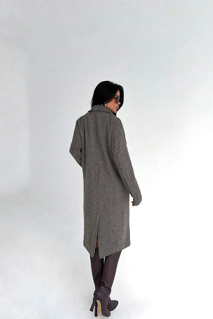 EYY Women Mink Buttoned Pocket Detail Coat - Heroica Nogales