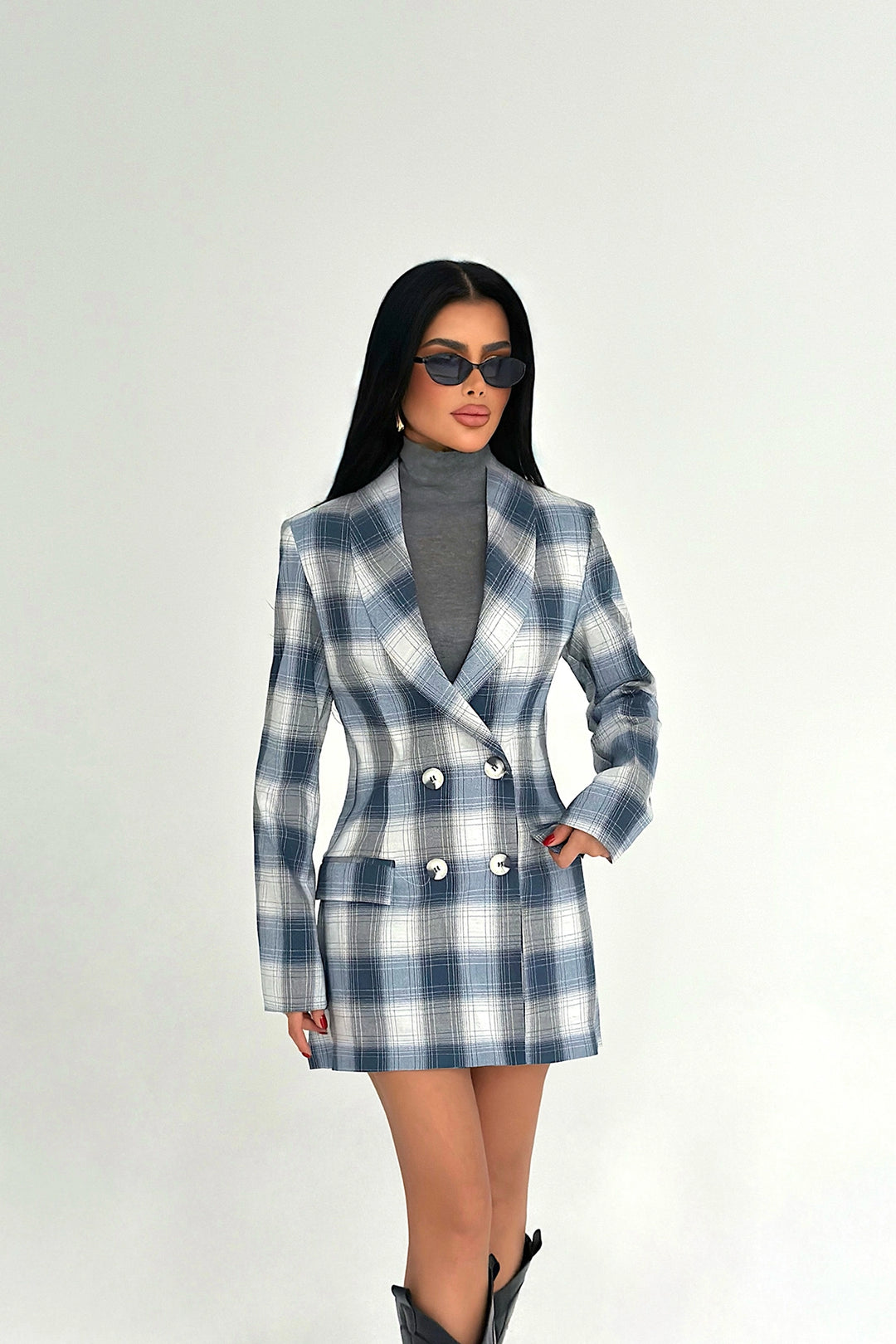 EYY Women Grey Buttoned Plaid Jacket - Kornwestheim