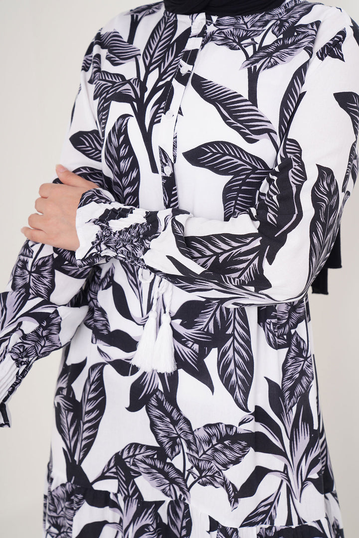 BGD Women Patterned Hijab Dress - White - Borken