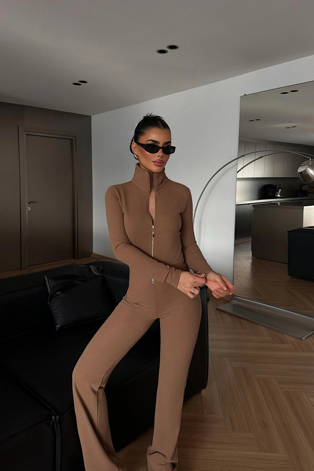 EYY Women Light Brown Zip-Up Set - Barendrecht