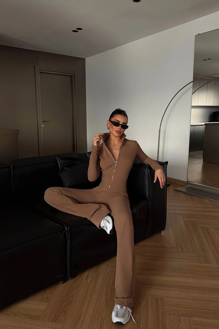 EYY Women Light Brown Zip-Up Set - Barendrecht