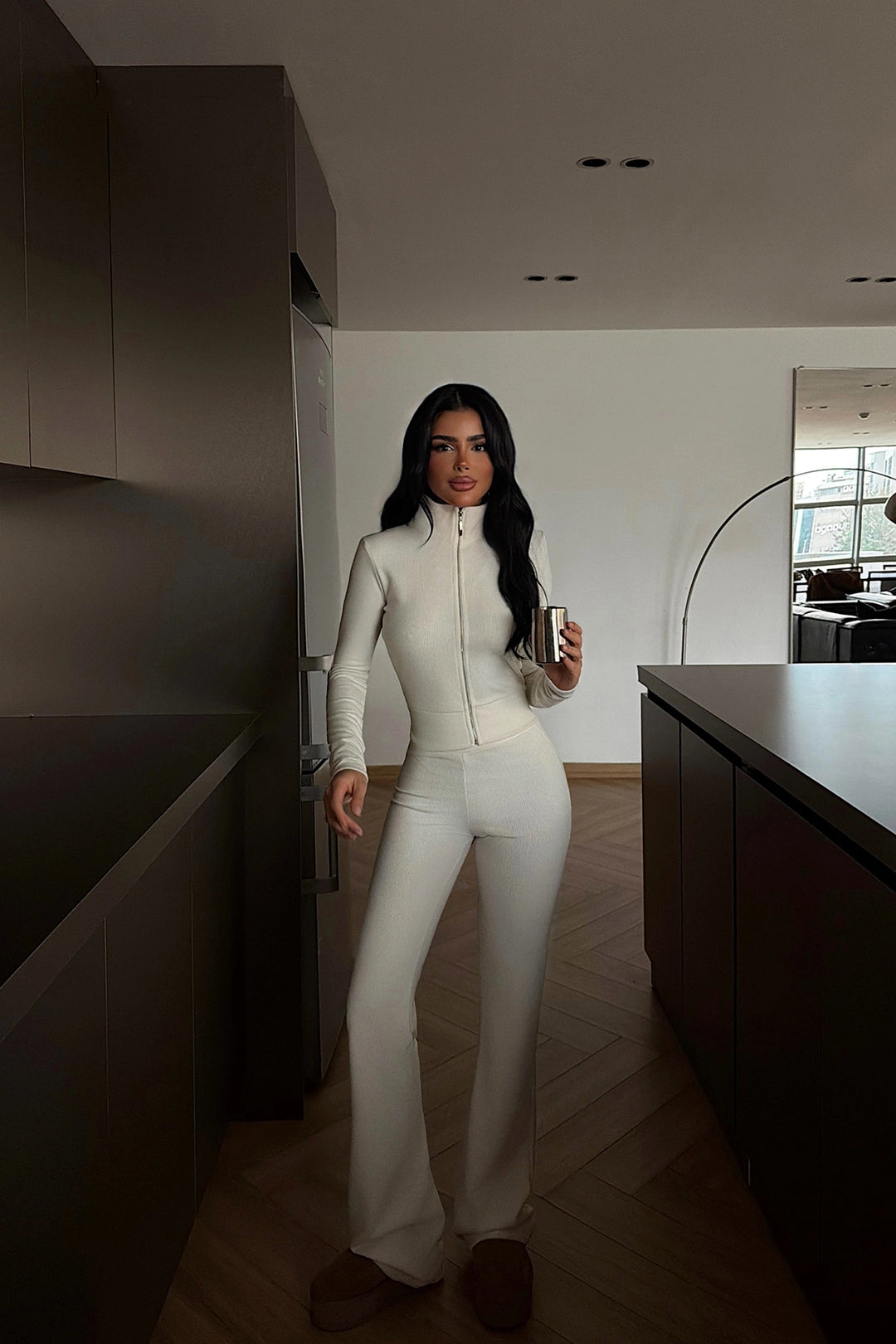EYY Women White Zip-Up Set - Valle Hermoso
