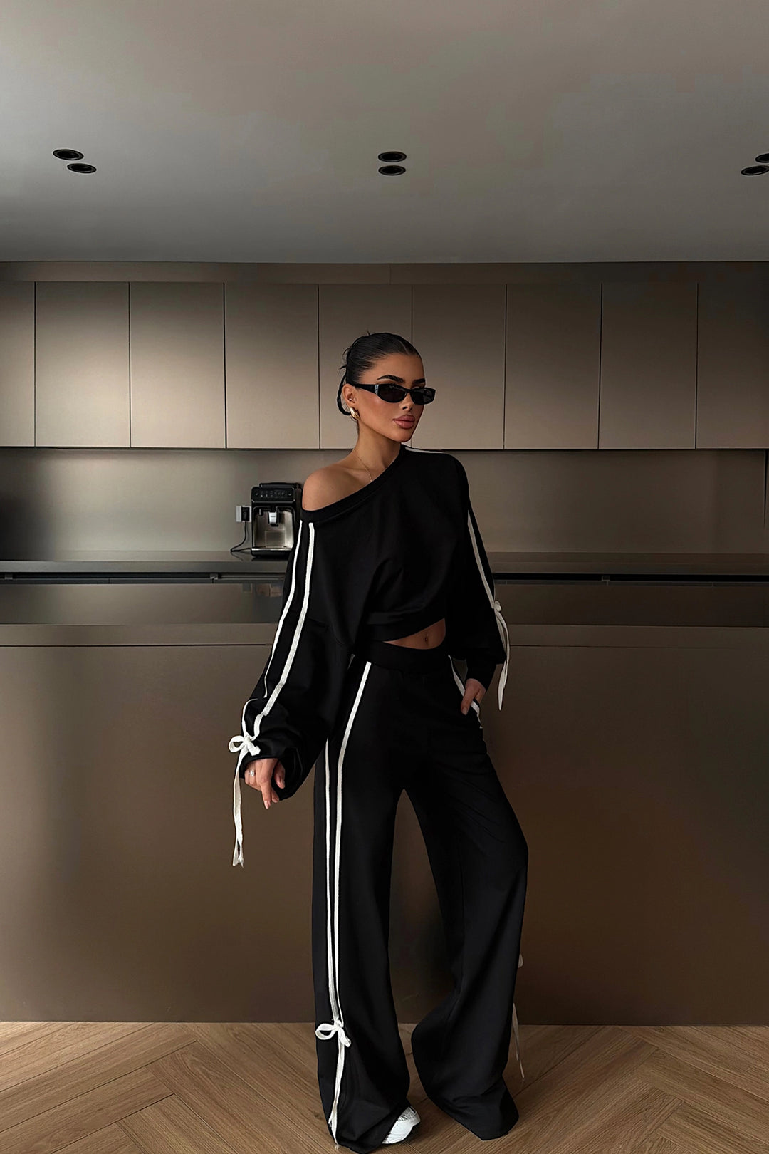 EYY Women Black Calesia Tracksuit Set - Alcantarilla