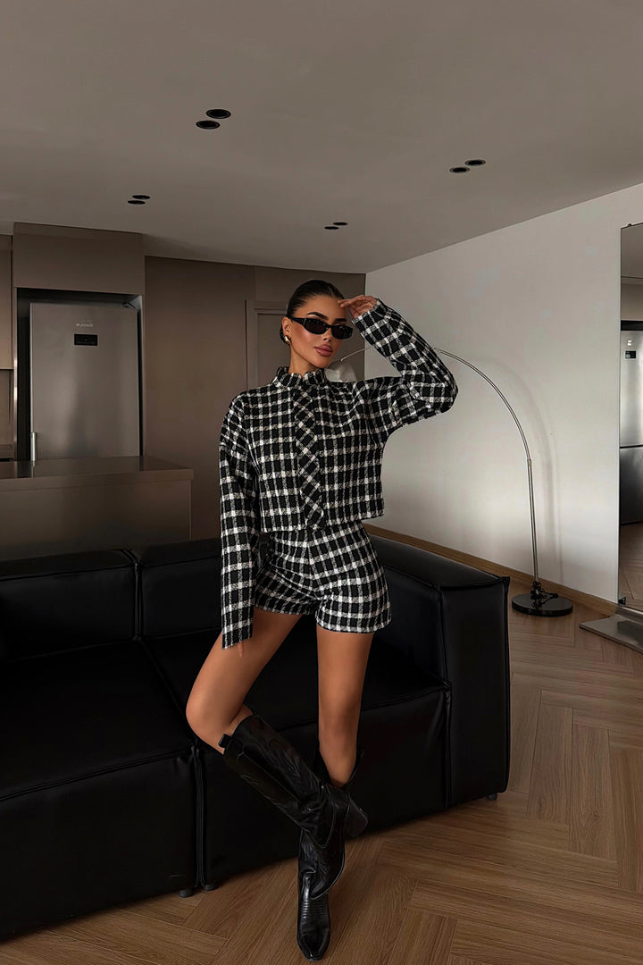 EYY Women Black Plaid Shorts Set - Cascais